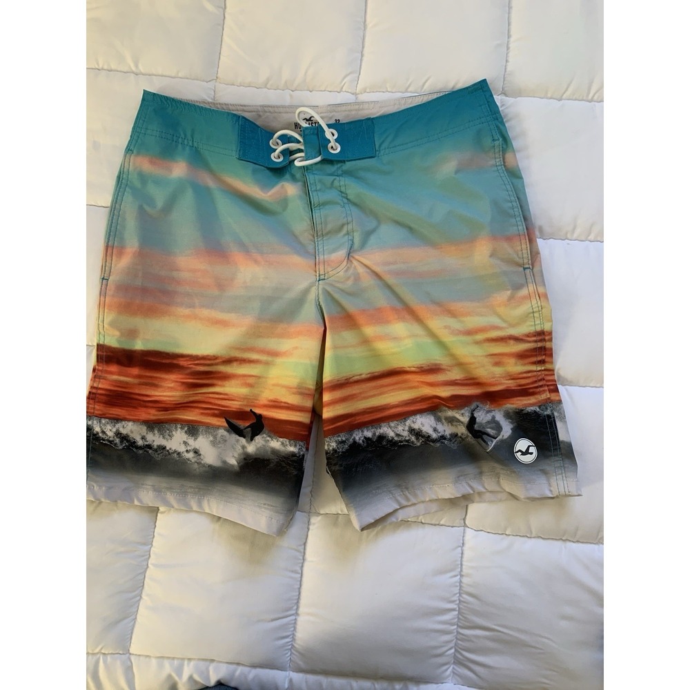 Hollister‎ Men's Board Shorts Size 32